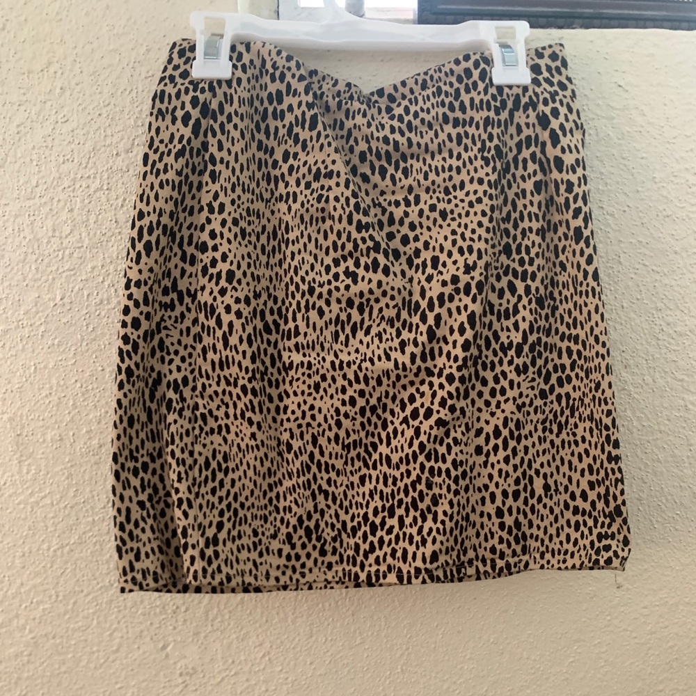 brandy melville phoebe skirt